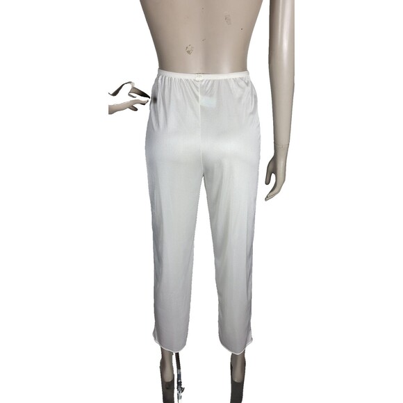 VTG 50s  Vassarette Underneath It All Creme Silky Nylon Pant Slip Size Small NOS - Picture 4 of 7